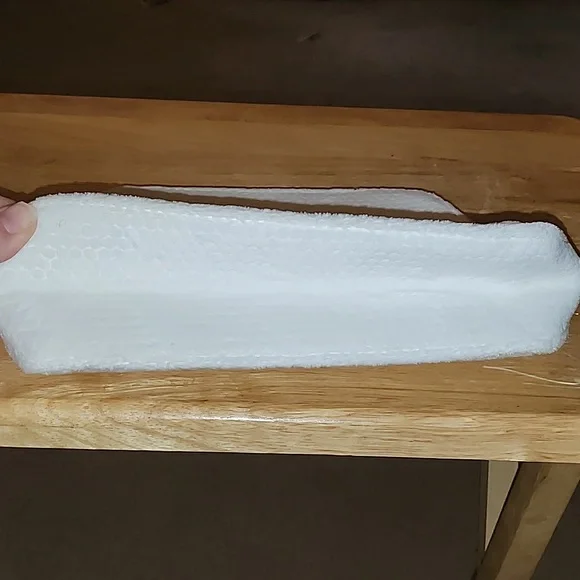 NWOT WOMEN'S MAKEUP BAG. - Picture 4 of 5